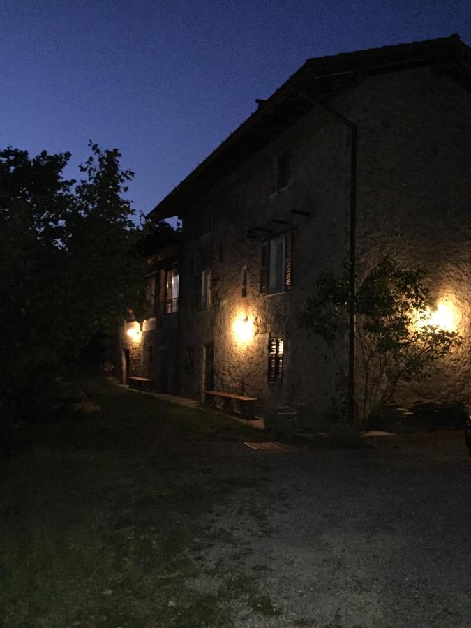 Bed and Breakfast Residenza Cima Le Vigne Миллезимо Экстерьер фото